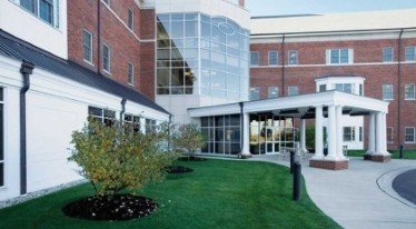 Wide view of Grayslake Hospital